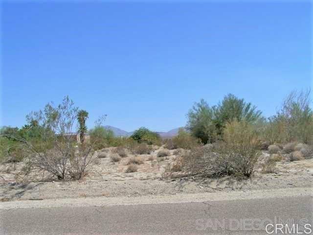 Property Photo: Pecos Dr 274 CA 92004