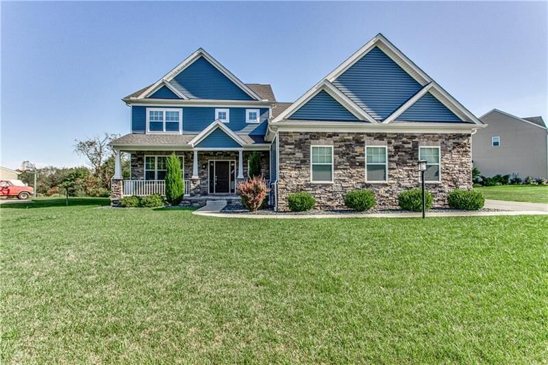 Property Photo: 1006 Autumn Woods Dr PA 15108