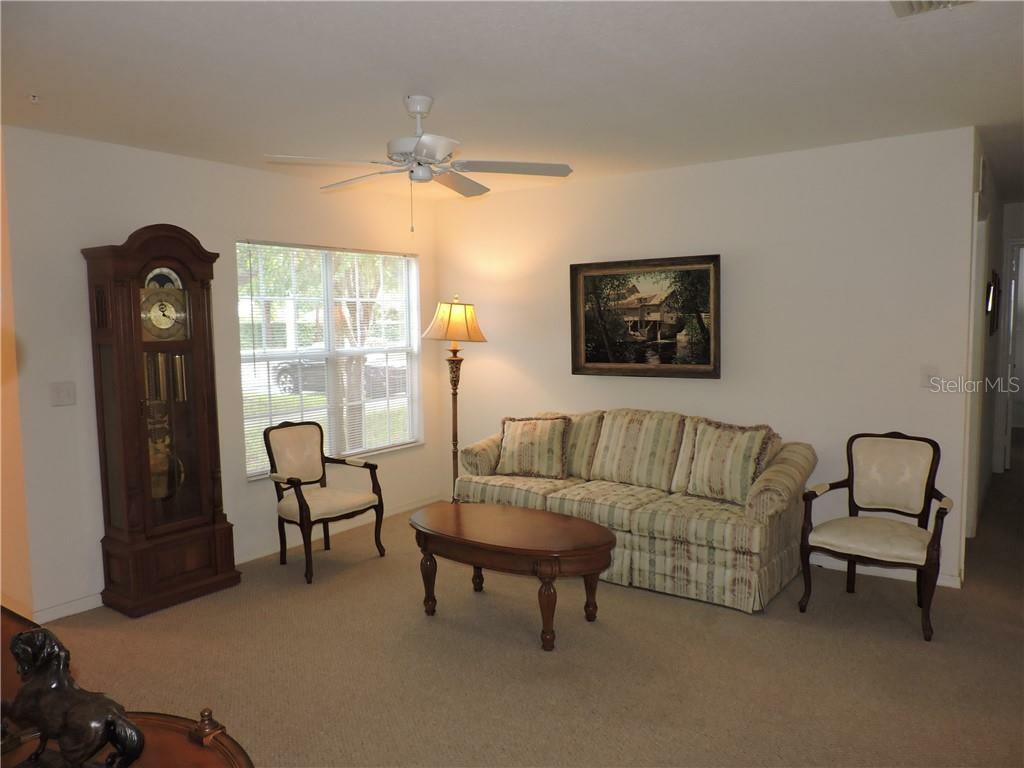 Property Photo:  870 Regatta Bay Drive 4-105  FL 32763 