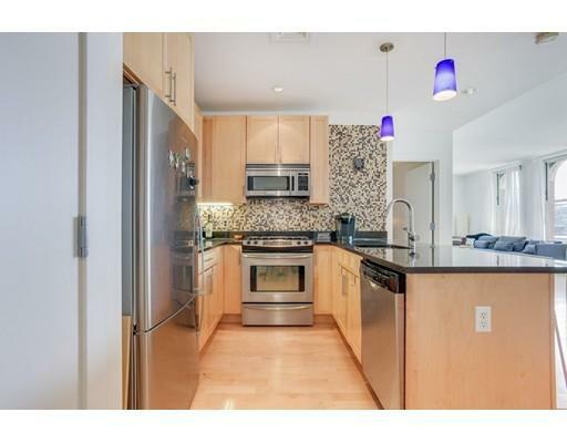 Property Photo: 70 Lincoln St L518 MA 02111