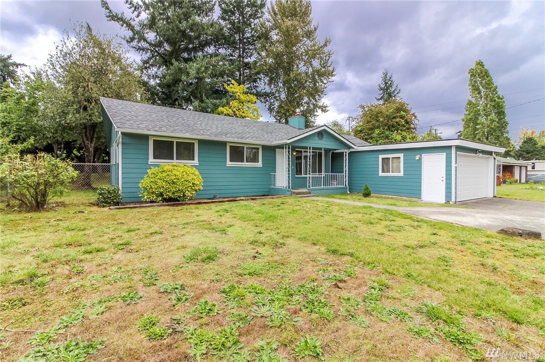 Property Photo:  9425  Yakima Avenue  WA 98444 
