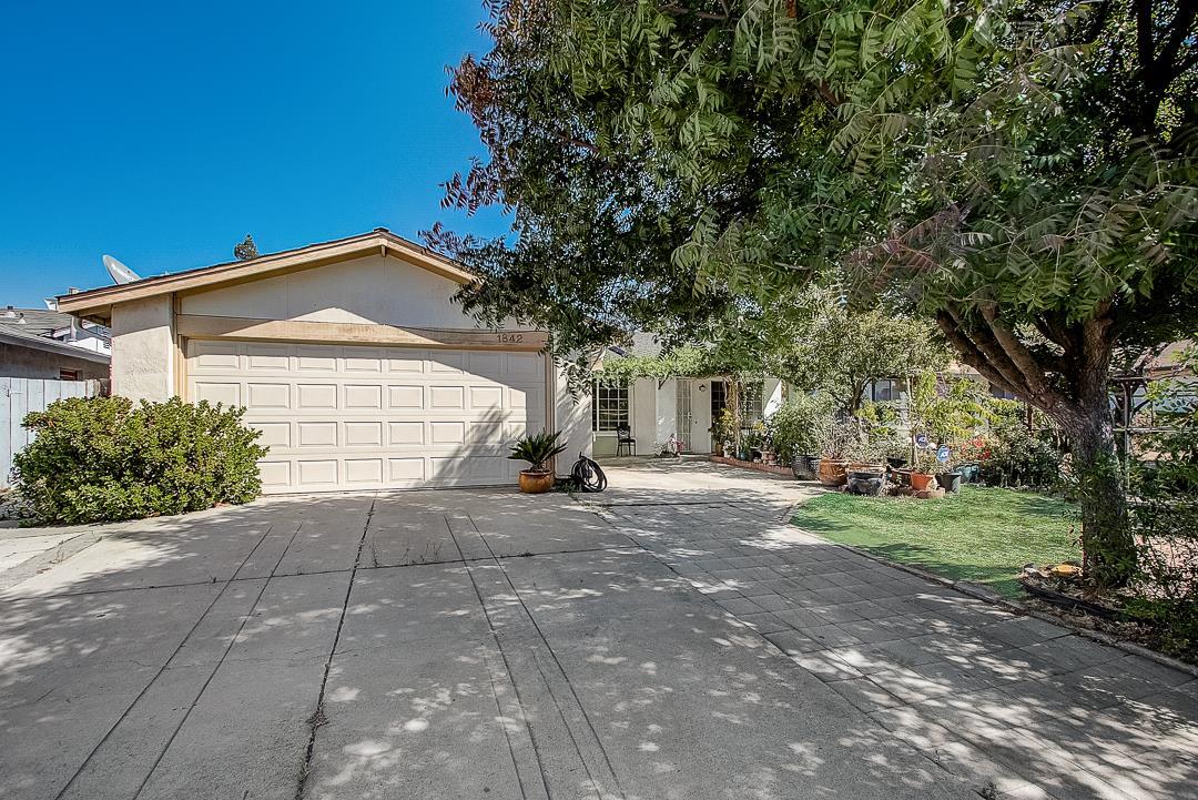 Property Photo: 1842 Sageland Drive CA 95131