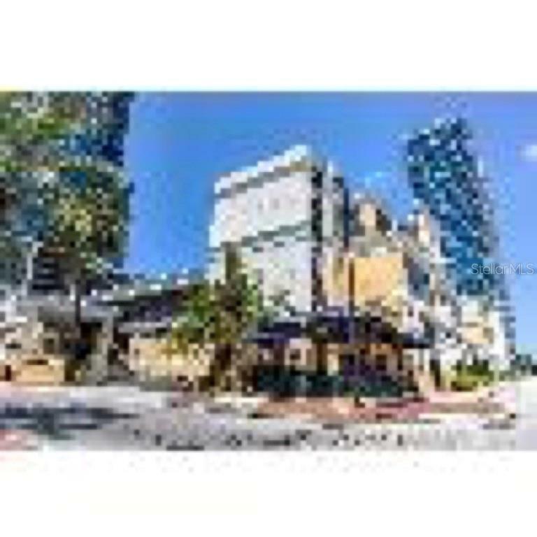 Property Photo: 151 E Washington Street 423 FL 32801