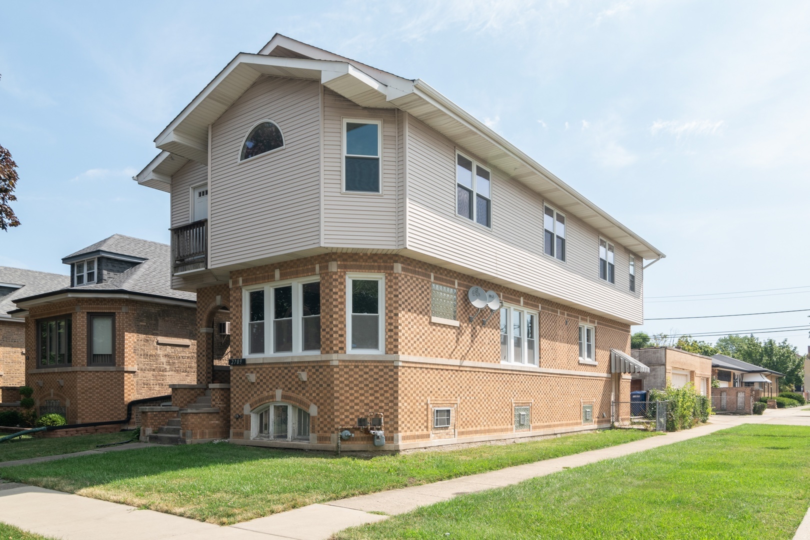 Property Photo: 2709 North 73rd Court IL 60707
