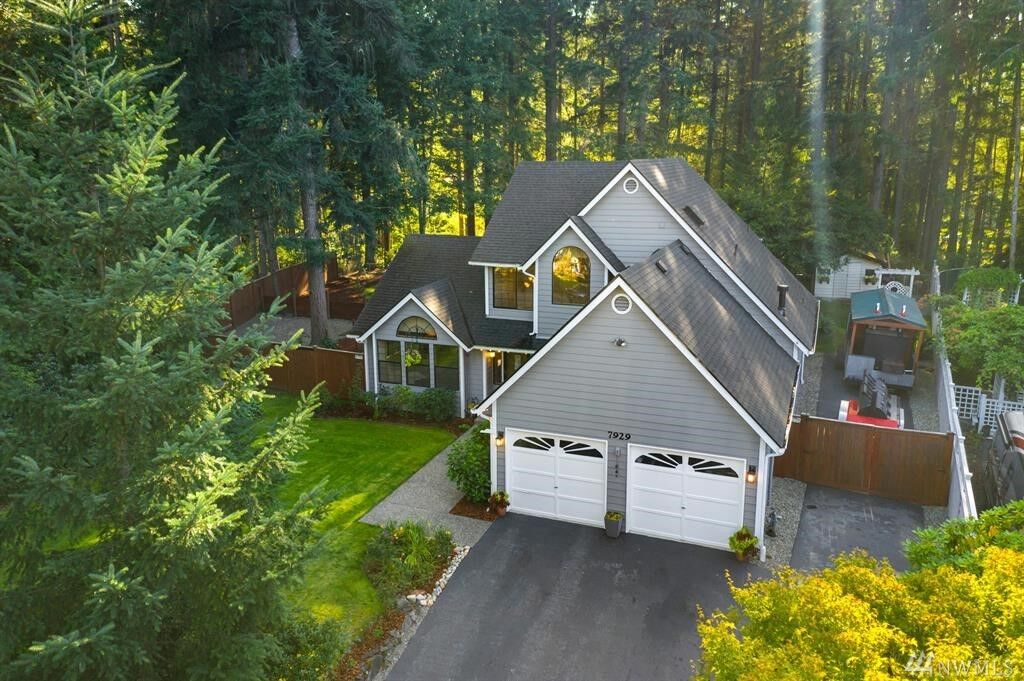 Property Photo:  7929  Cabrini Drive SE  WA 98367 