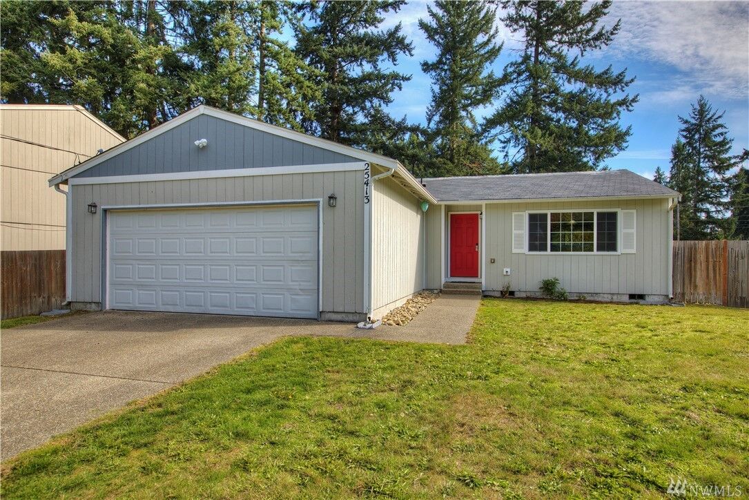 Property Photo:  25413  31st Avenue E  WA 98387 