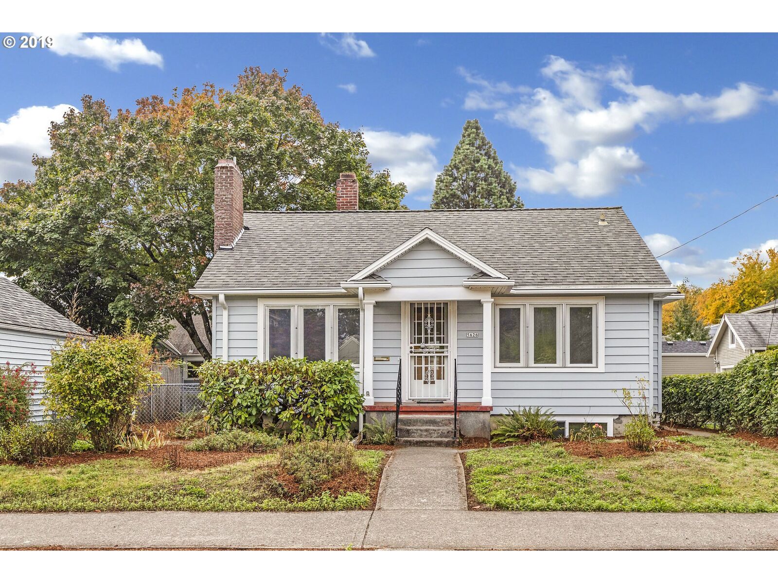 Property Photo: 5626 NE Hancock St OR 97213