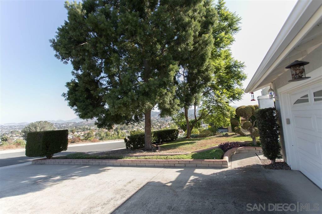 Property Photo:  1321 Shanessey Dr  CA 92019 