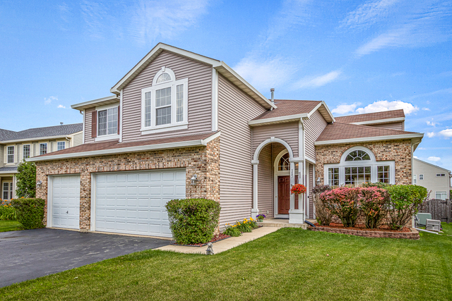 Property Photo: 5441 Chancery Way IL 60156