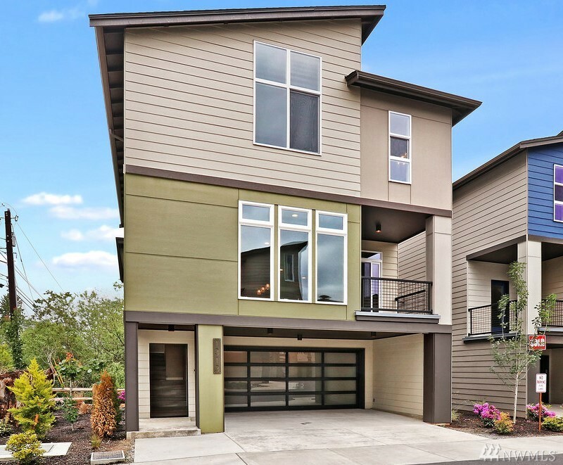 Property Photo: 1223 150th Place SW 11 WA 98087