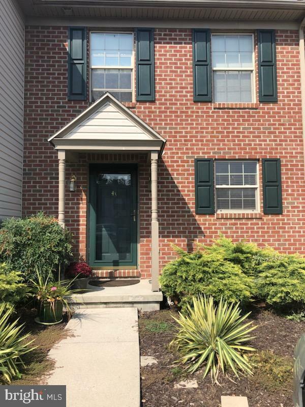 Property Photo: 43 E 3rd Avenue PA 17362