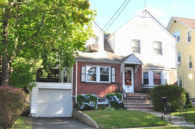 Property Photo:  165 Weaver Avenue  NJ 07003 