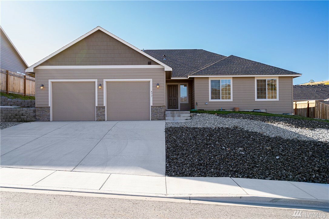 Property Photo: 477 Whisper Place WA 98816