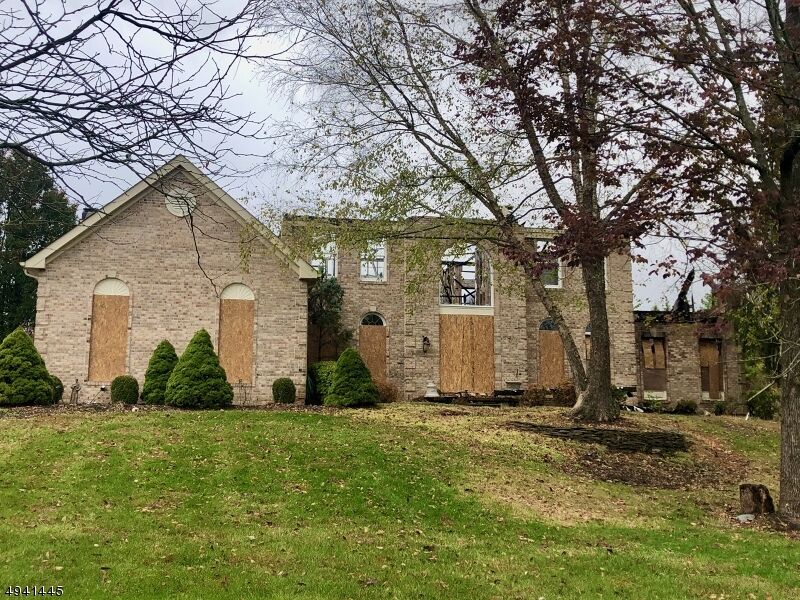 Property Photo: 91 Becks Boulevard NJ 08551