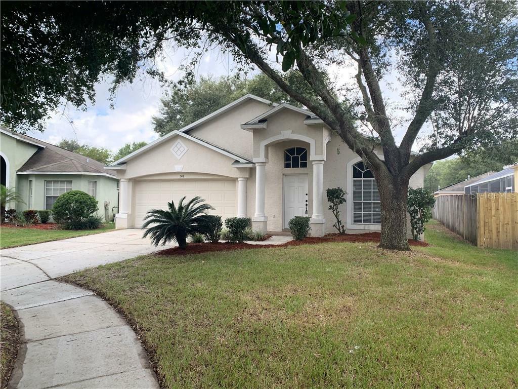 Property Photo: 506 Sunset Beach Court FL 33594