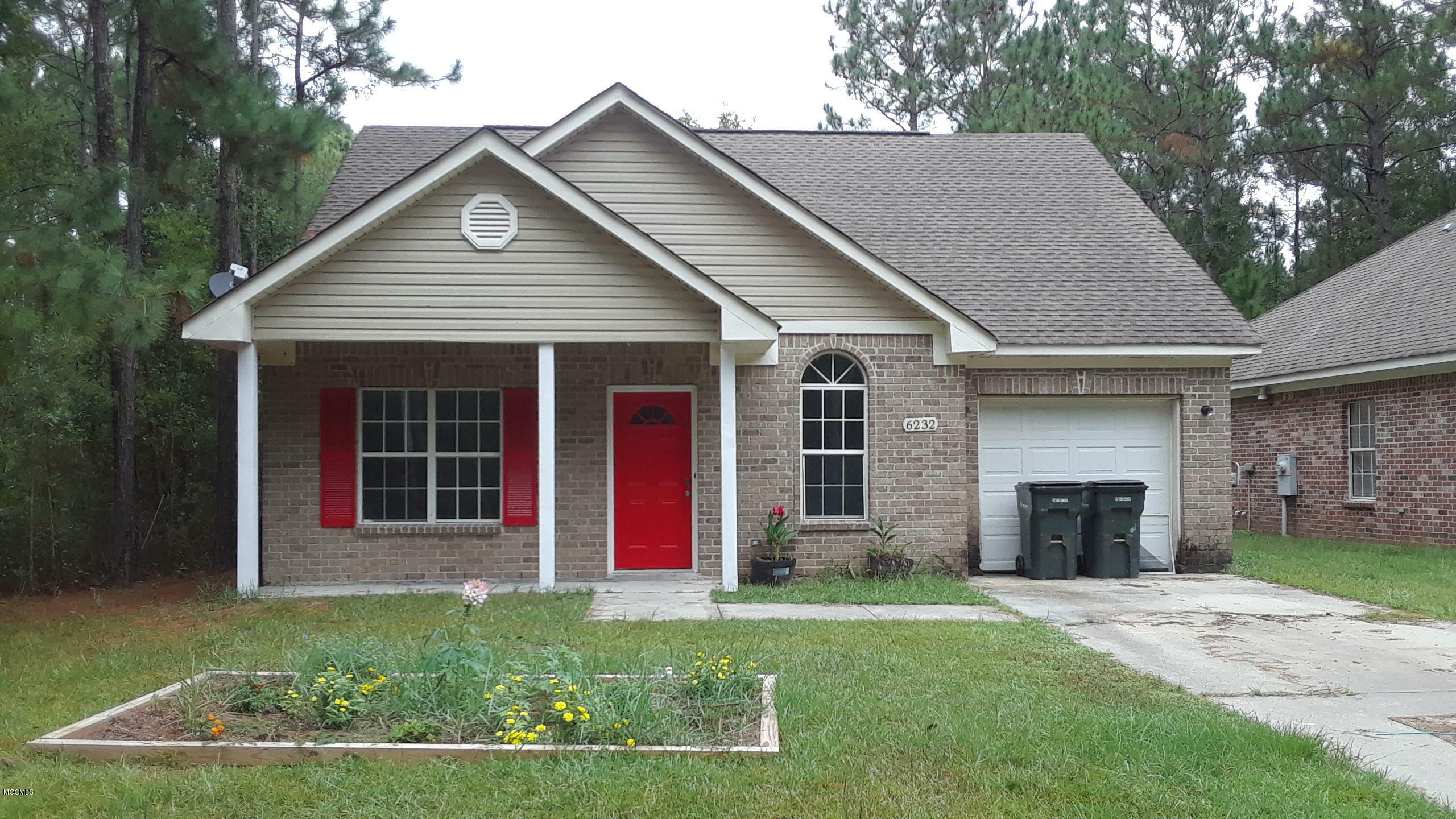 Property Photo: 6232 E Oktibbeha Street MS 39520