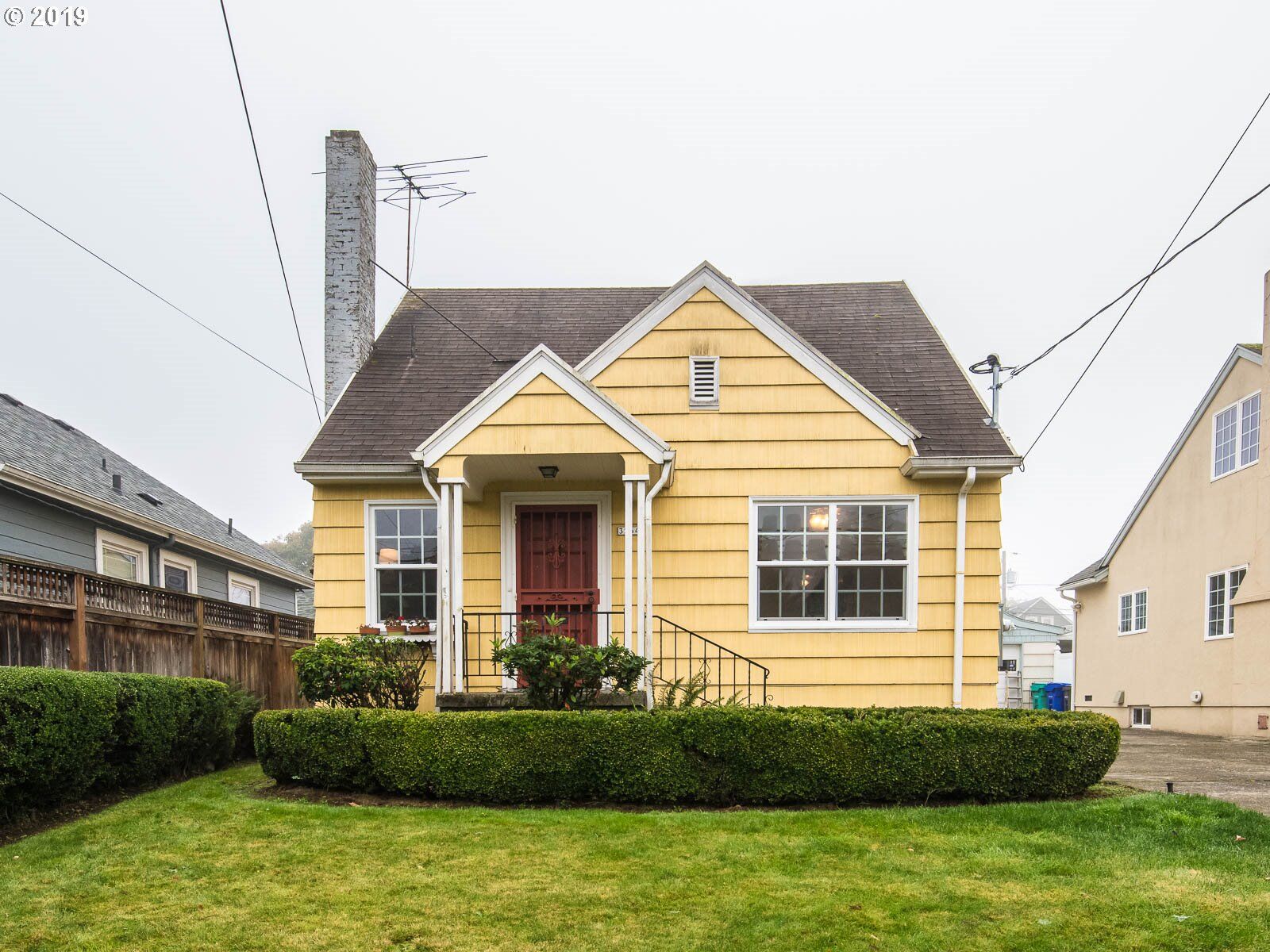 Property Photo: 3264 N Farragut St OR 97217