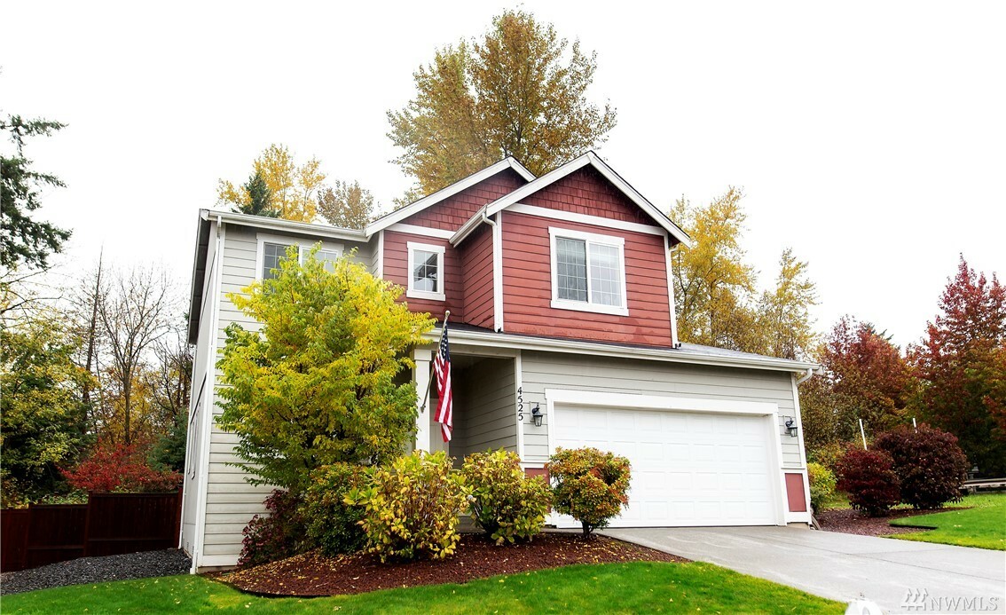 Property Photo:  4525 41st St NE  WA 98422 