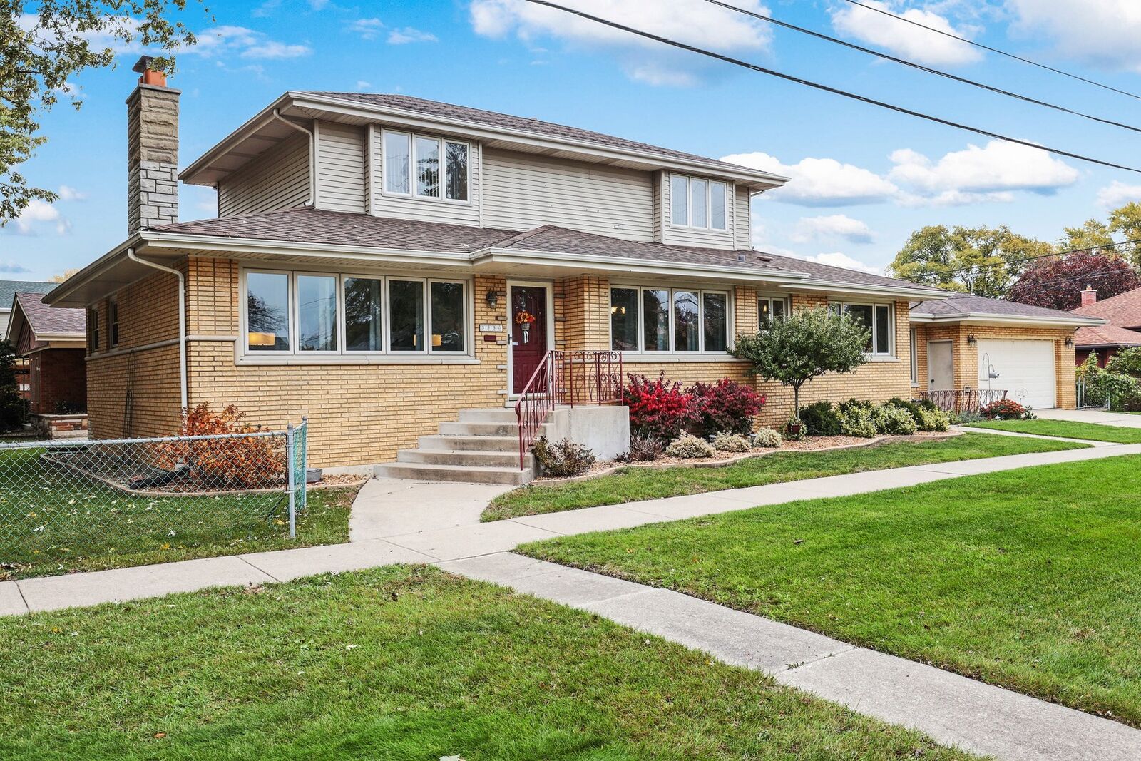 Property Photo: 3330 West 99th Street IL 60805
