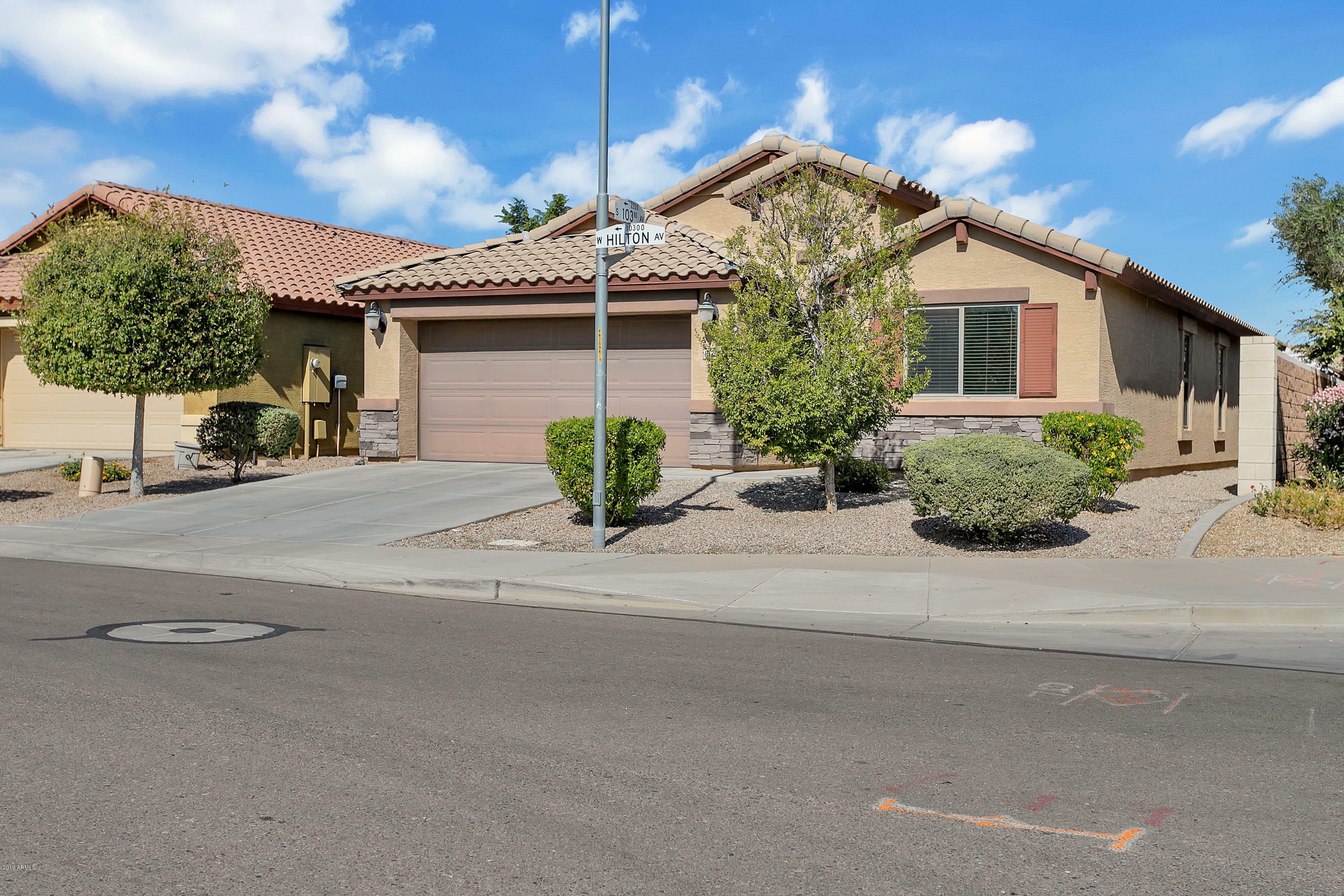 Property Photo:  10308 W Hilton Avenue  AZ 85353 