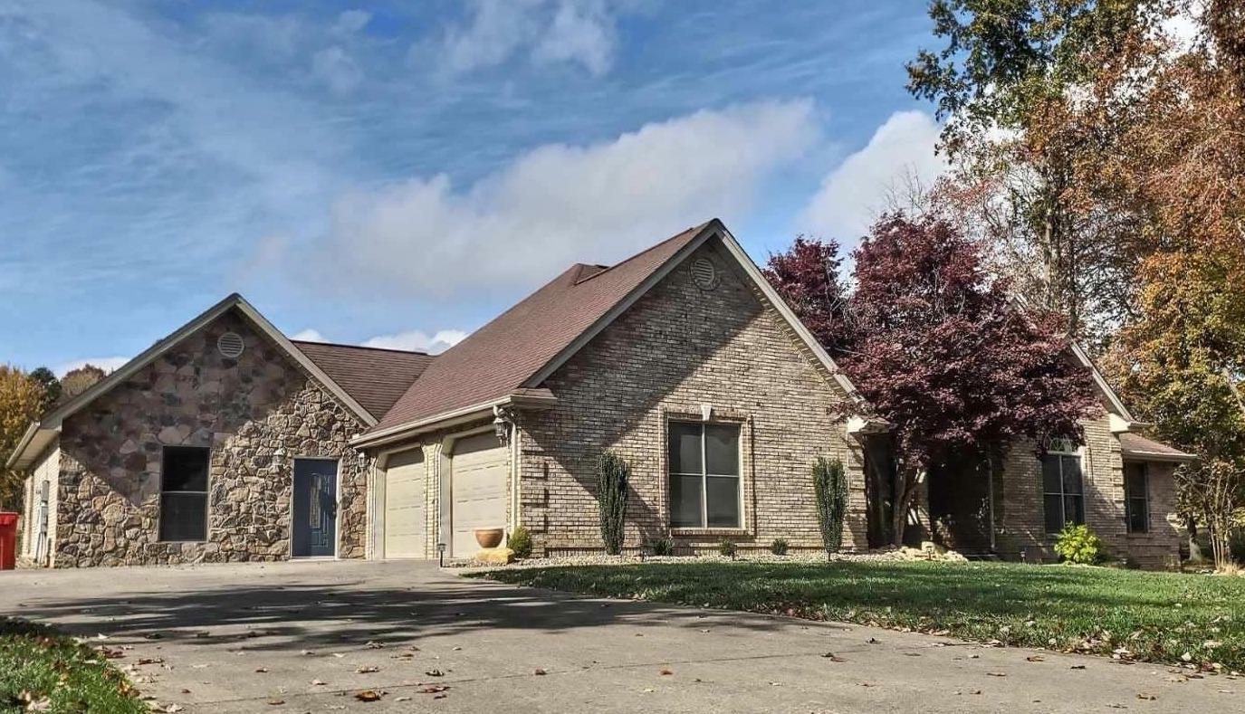 Property Photo:  1230 Crooked Creek Drive  KY 40744 