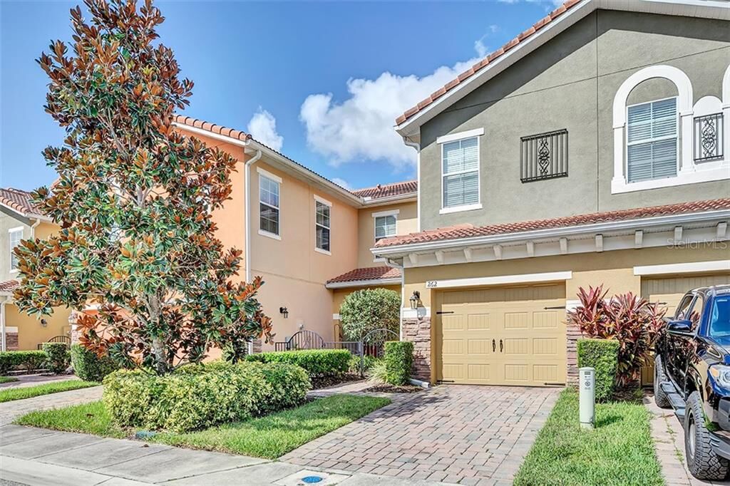 Property Photo:  262 Terracina Drive  FL 32771 