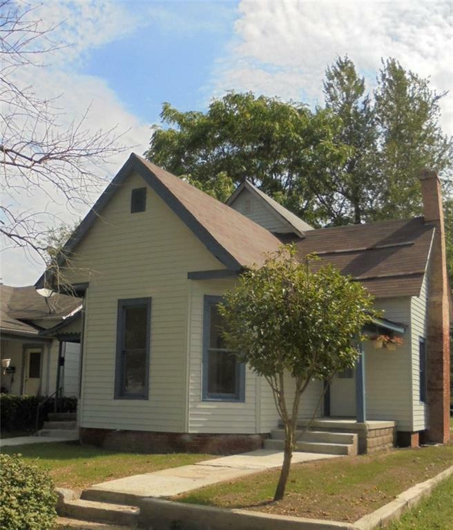 Property Photo:  1317 Lafayette Avenue  IN 47201 