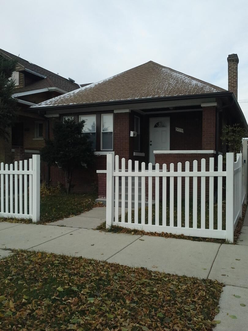 Property Photo:  5716 South Troy Street  IL 60629 