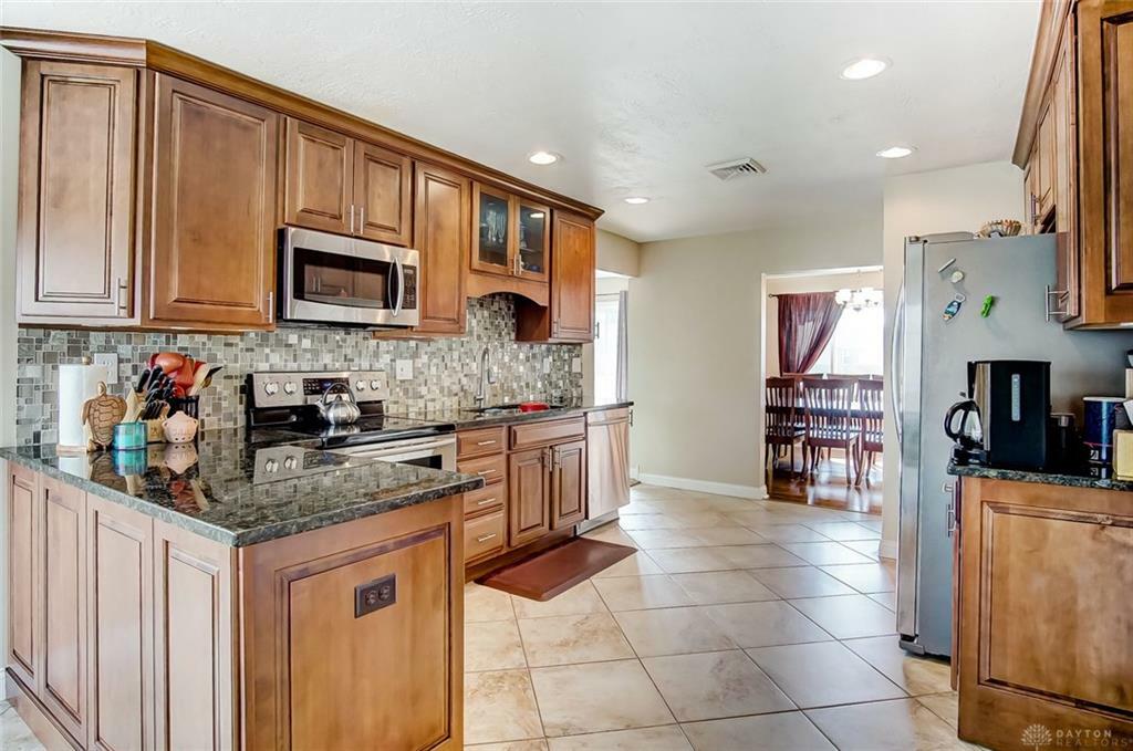 Property Photo: 81 Centerwood Lane OH 45429