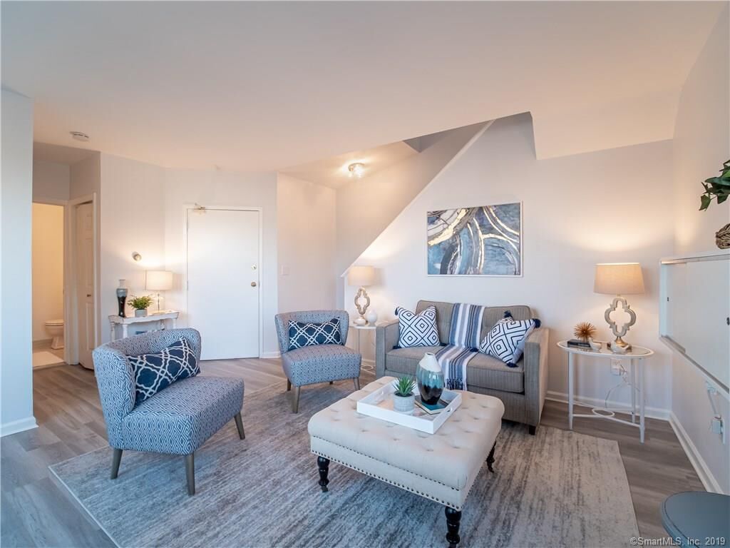 Property Photo: 1 Peck Avenue 7 CT 06516