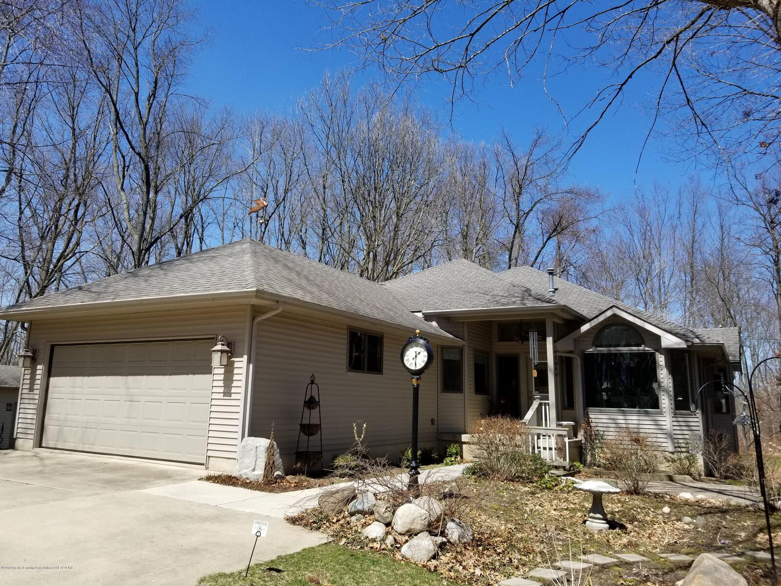 Property Photo:  10500 Blackberry Lane  MI 48840 