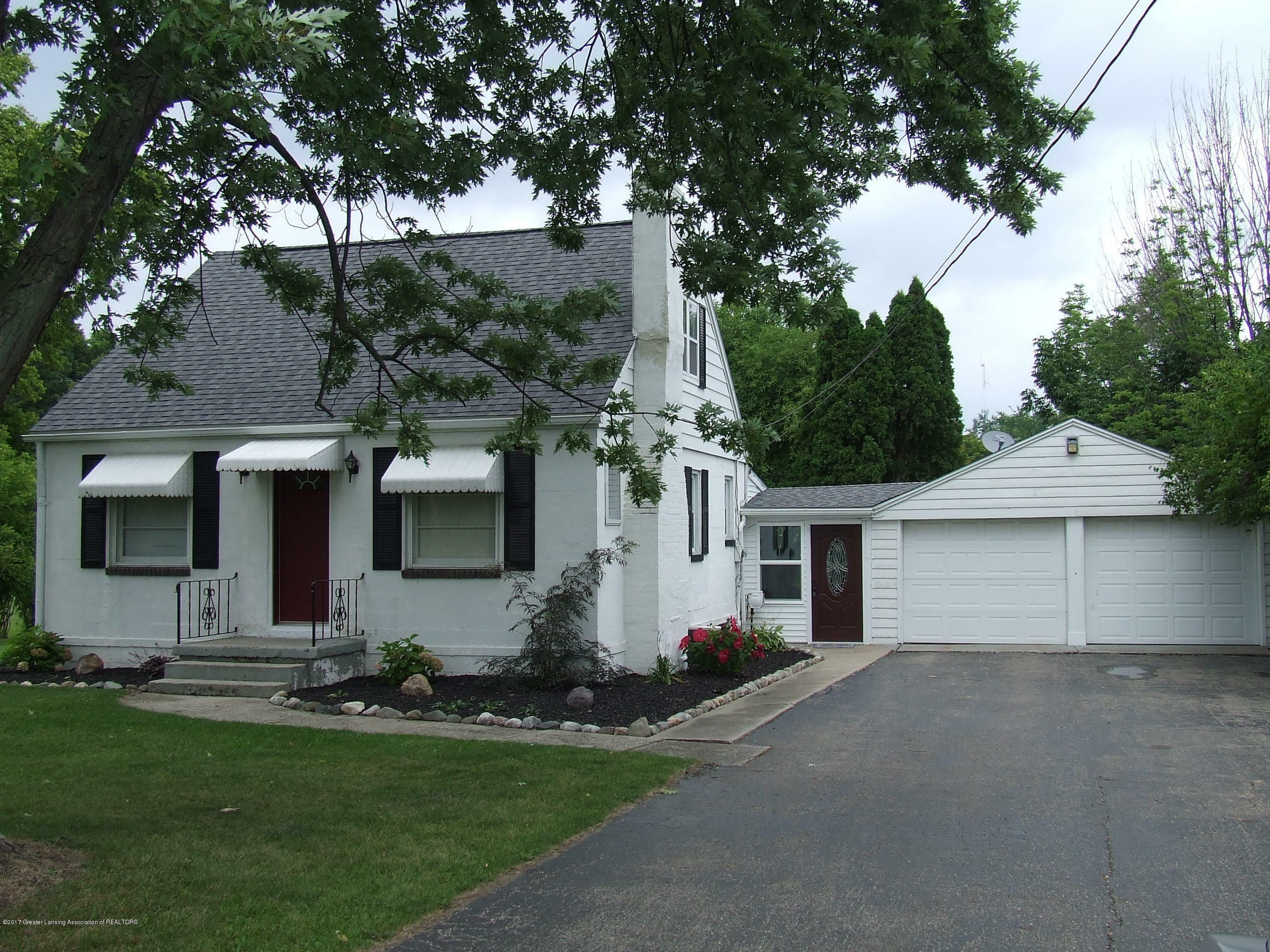 Property Photo:  1837 E Cavanaugh Road  MI 48910 