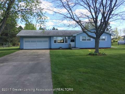 Property Photo: 2304 E Vermontville Highway MI 48813