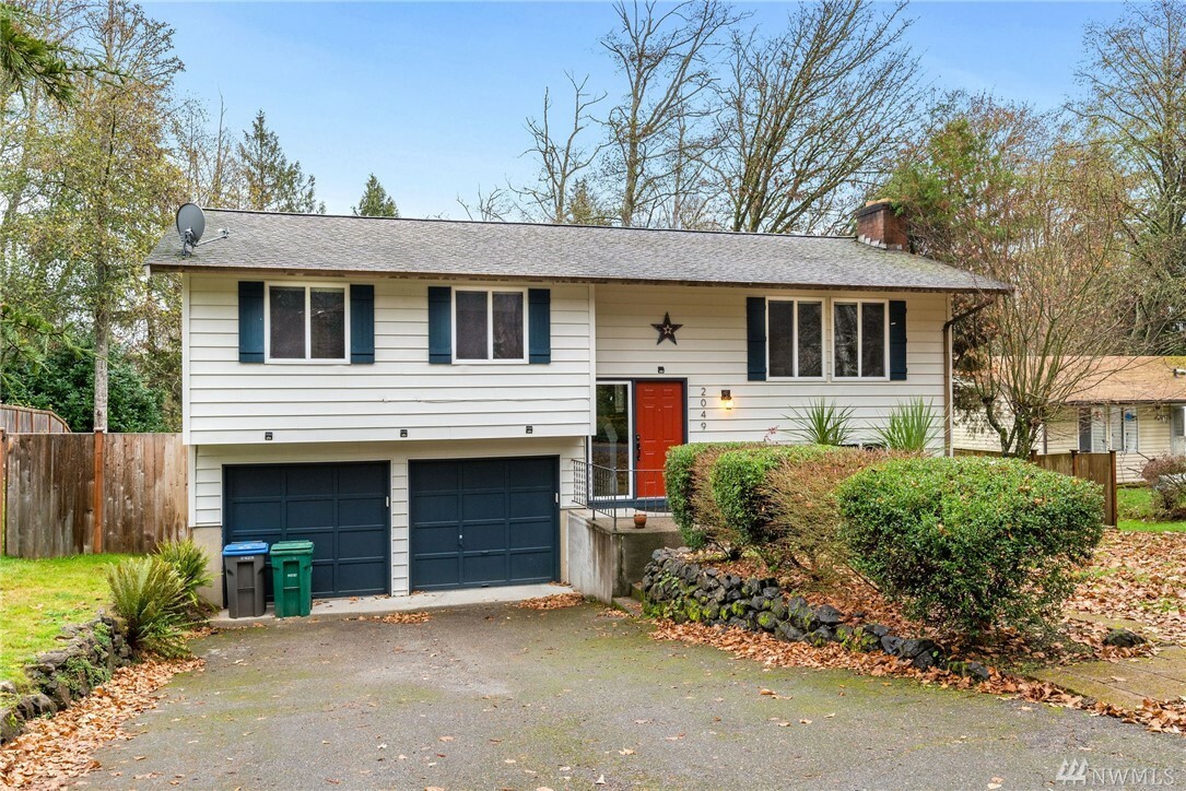 Property Photo:  2049 Ponderosa Dr SE  WA 98366 