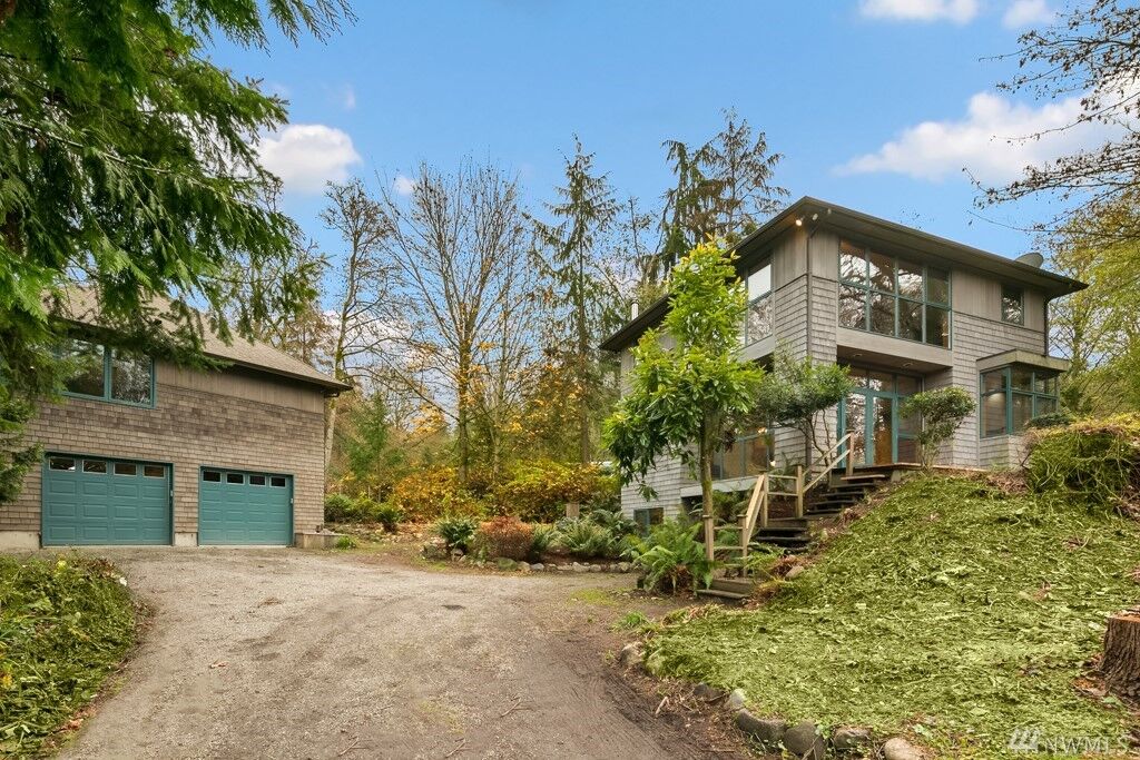 Property Photo: 10402 SW 268th Street WA 98070