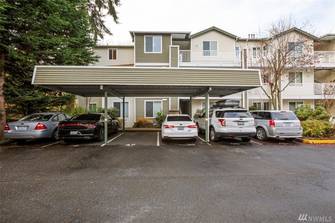 Property Photo:  12530  Admiralty Way D301  WA 98204 