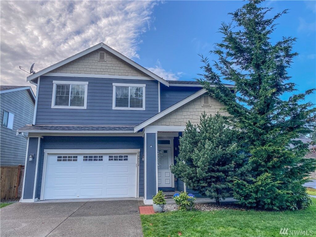 Property Photo: 19712 91st Avenue E WA 98338