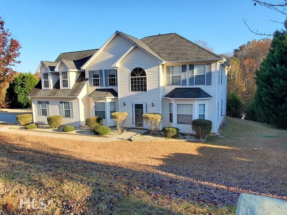 Property Photo:  4729 Sanctuary Ct  GA 30135 