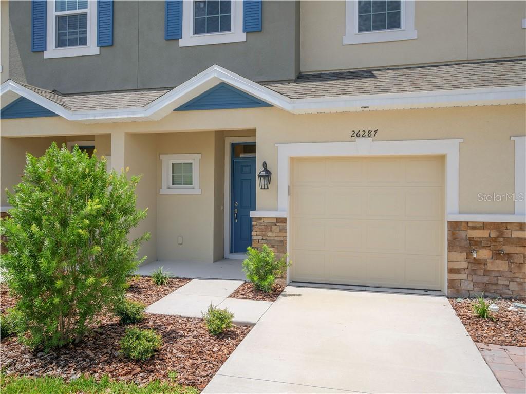 Property Photo: 1058 Amber Leaf Trail 04-31 FL 33544