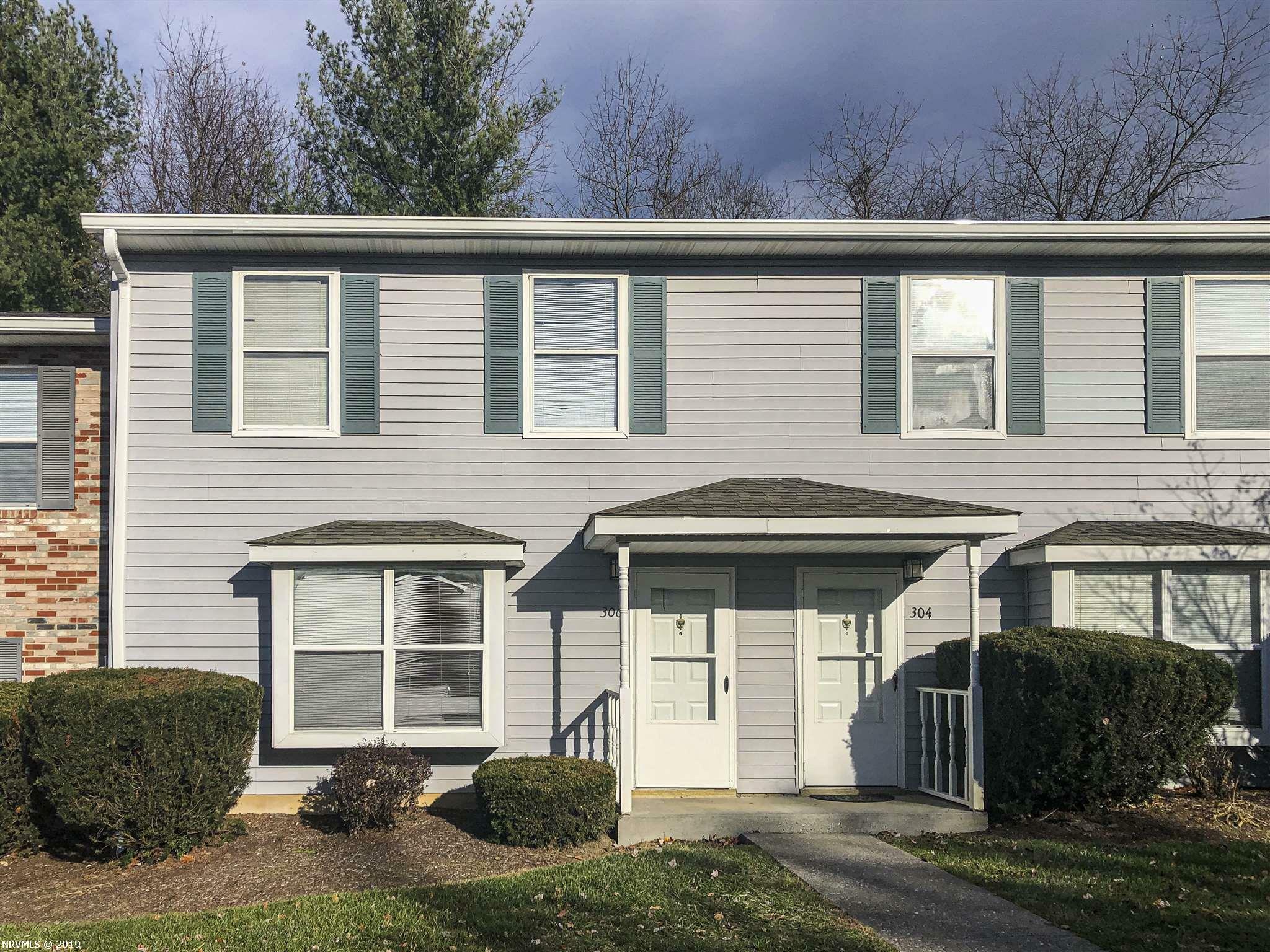 Property Photo:  306 Pheasant Run Court  VA 24060 