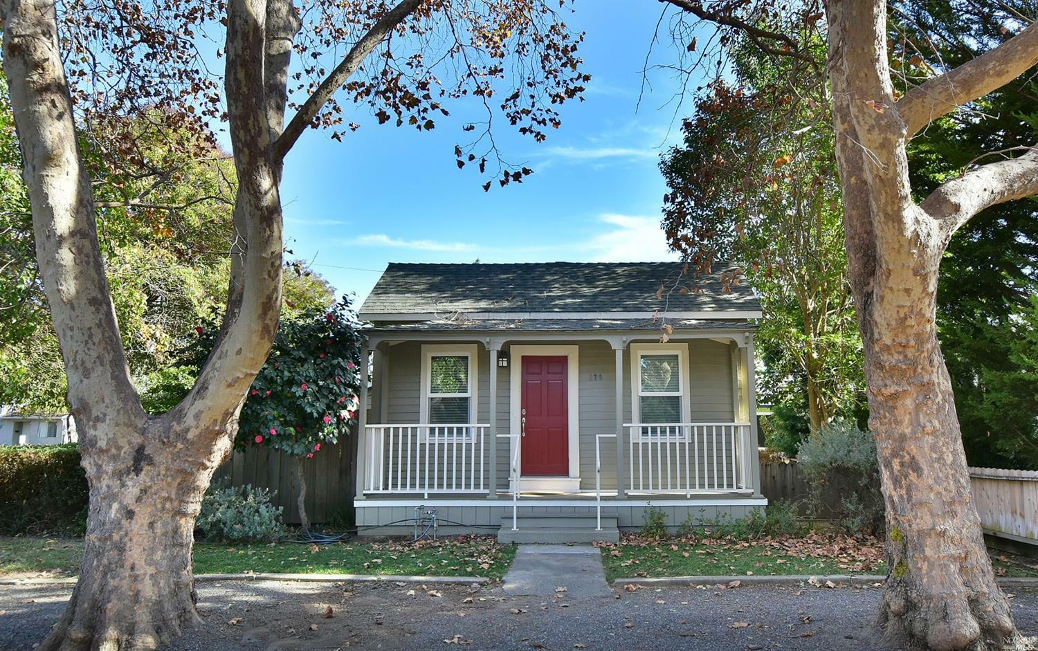 Property Photo:  170 Brown Street  CA 94559 