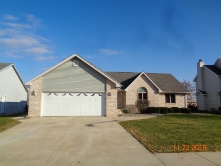 Property Photo:  1385 Galaxy Way  IL 60914 