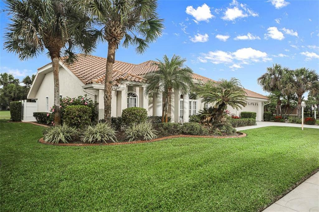 Property Photo: 615 Khyber Lane FL 34293