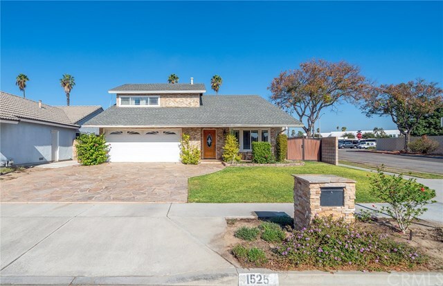 Property Photo:  1525 W Elm Avenue  CA 92802 