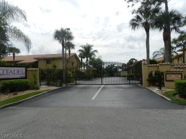 Property Photo:  9845 Citadel Lane 102N  FL 34135-4685 