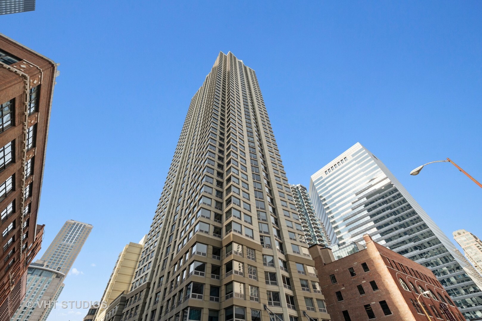 Property Photo: 440 North Wabash Avenue 3708 IL 60611