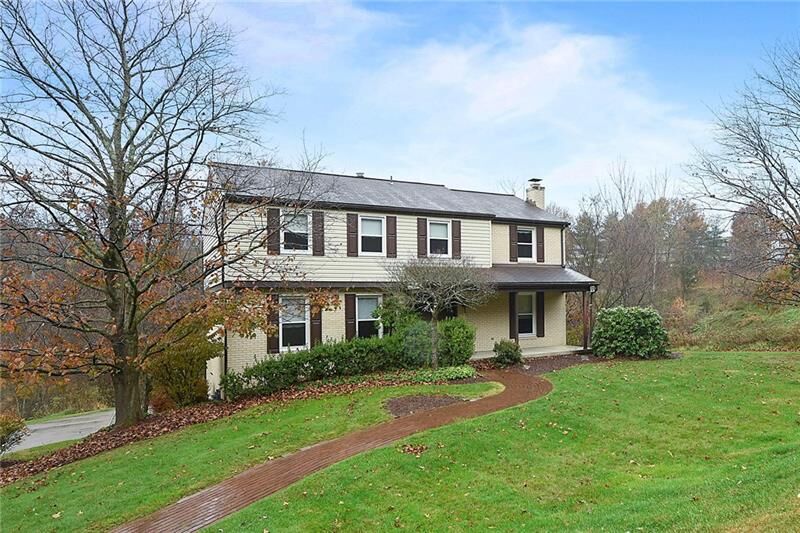 Property Photo:  3812 Buckingham Ct  PA 15668 