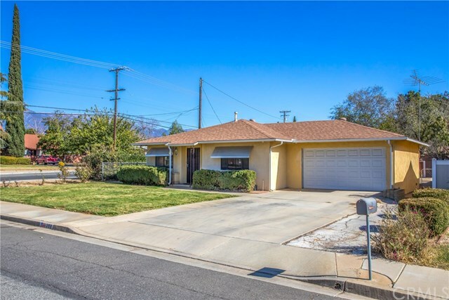 Property Photo:  798 Massachusetts Avenue  CA 92223 