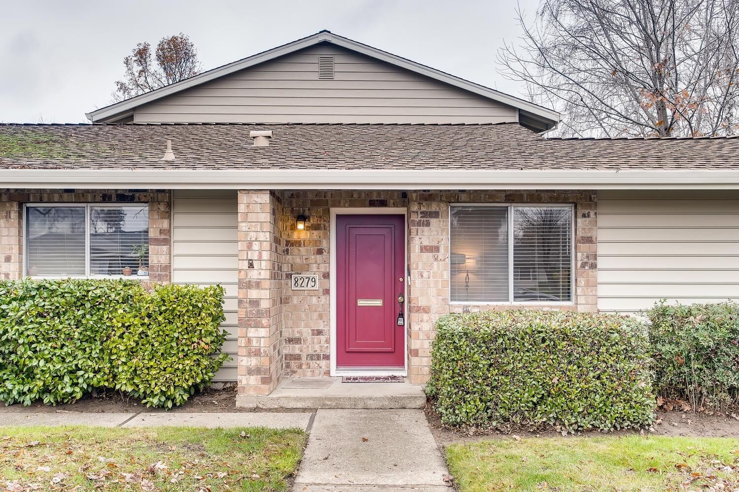 Property Photo: 8279 La Riviera Drive CA 95826