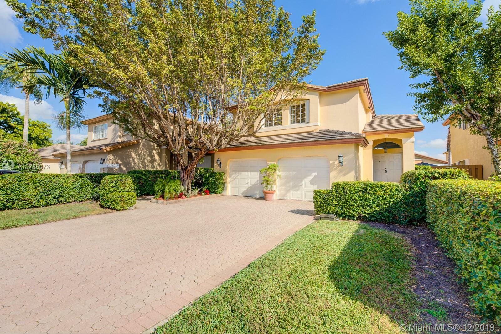 Property Photo: 2965 NW 99th Ave FL 33172